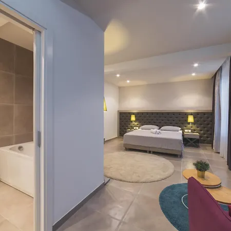 Luxury Close To The With Pool Abeona Villa *