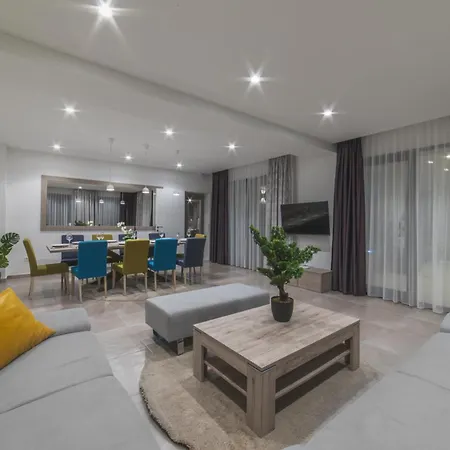 Luxury Close To The With Pool Abeona Villa Trogir